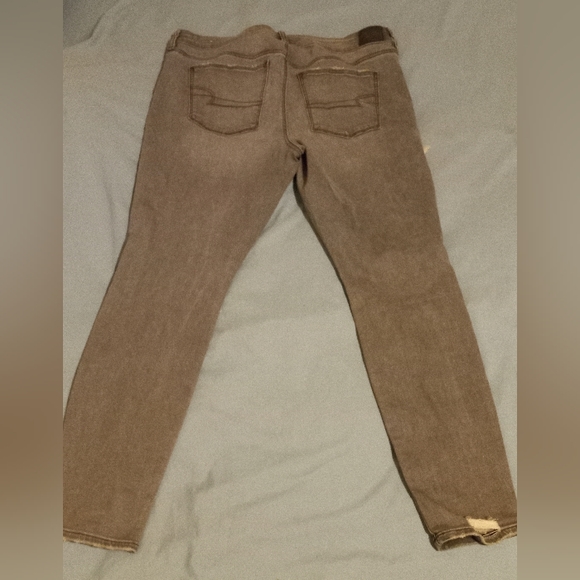 American Eagle Ripped Jegging - Picture 2 of 3